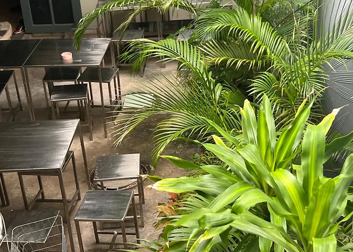 ゲストハウス V Reserve At Merry V バンコク都